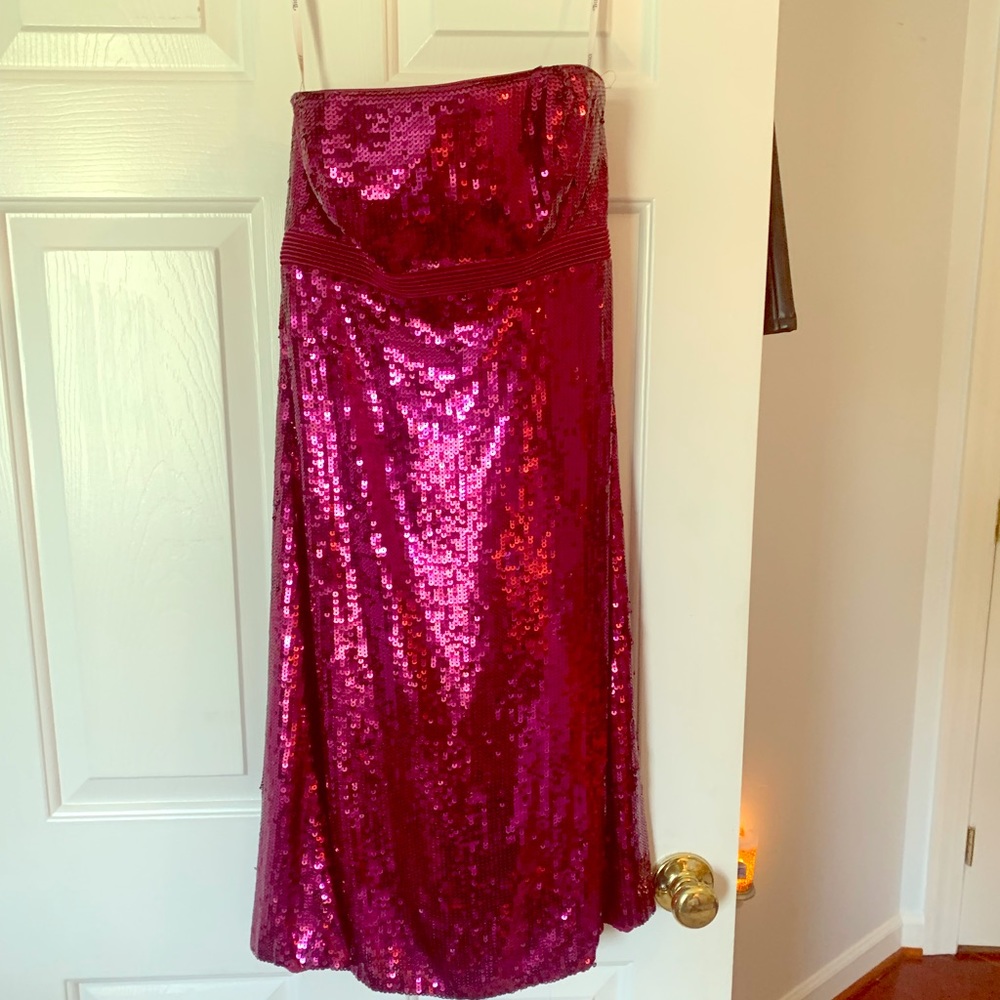 Magenta Sequins Knee Length Formal Dress